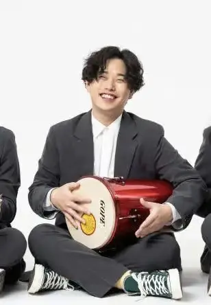 tell a tale member Kim Wontae