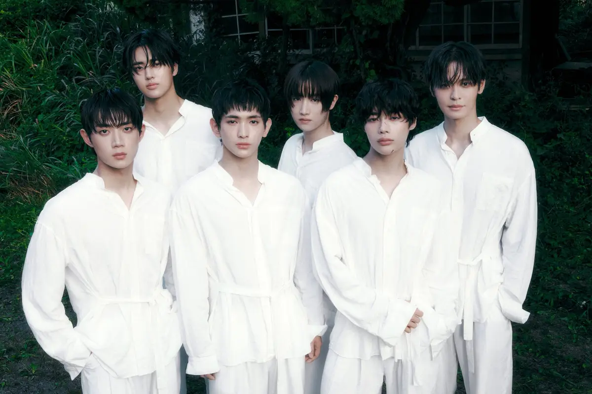 TEMPEST members are LEW, Hanbin, Hyeongseop, Hyuk, Eunchan, and Taerae.