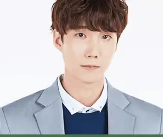 T.E.N member Jeonghyeon
