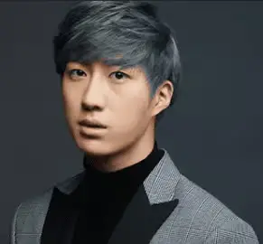 T.E.N member Simon