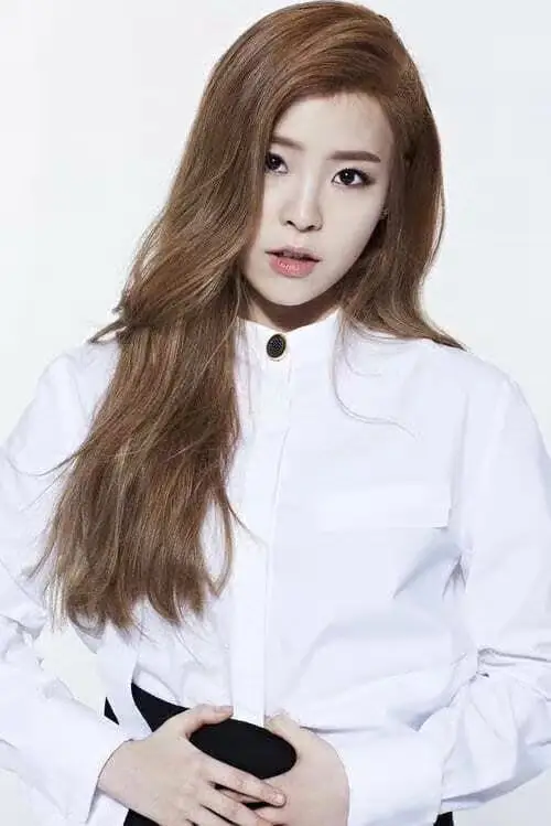 The Ark former member Minju