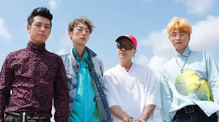 The Solutions members are Ohkyung, Naru, Sol / ENOB, and Hansol.