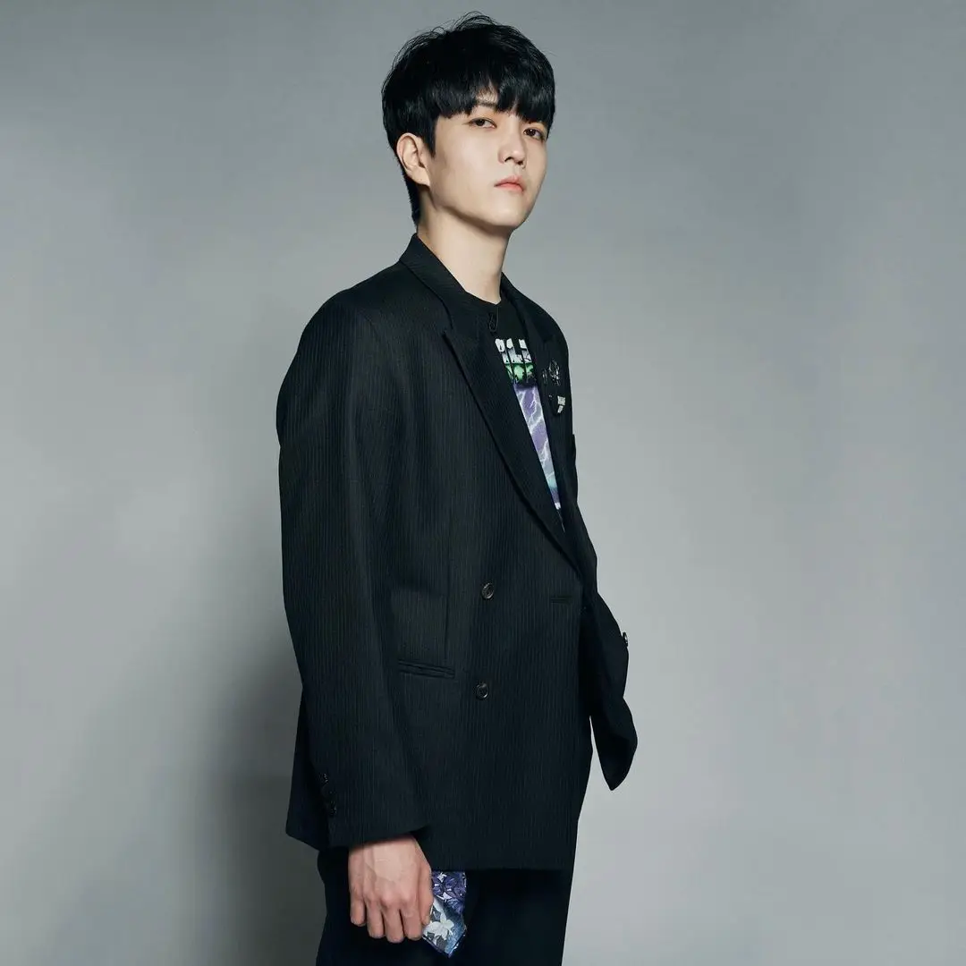 The Whales member YangJang Semin