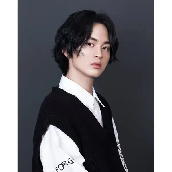 timidmood member Jeongho