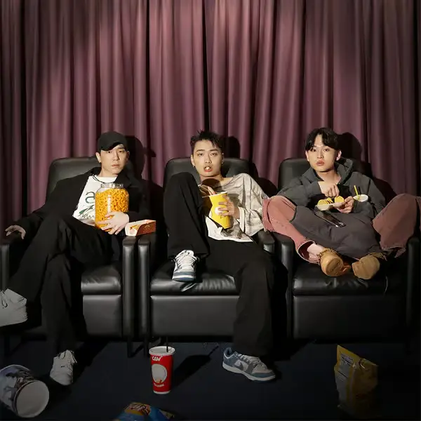 timidmood members are Jaeyeon, Jeongho, and HAYDEN.
