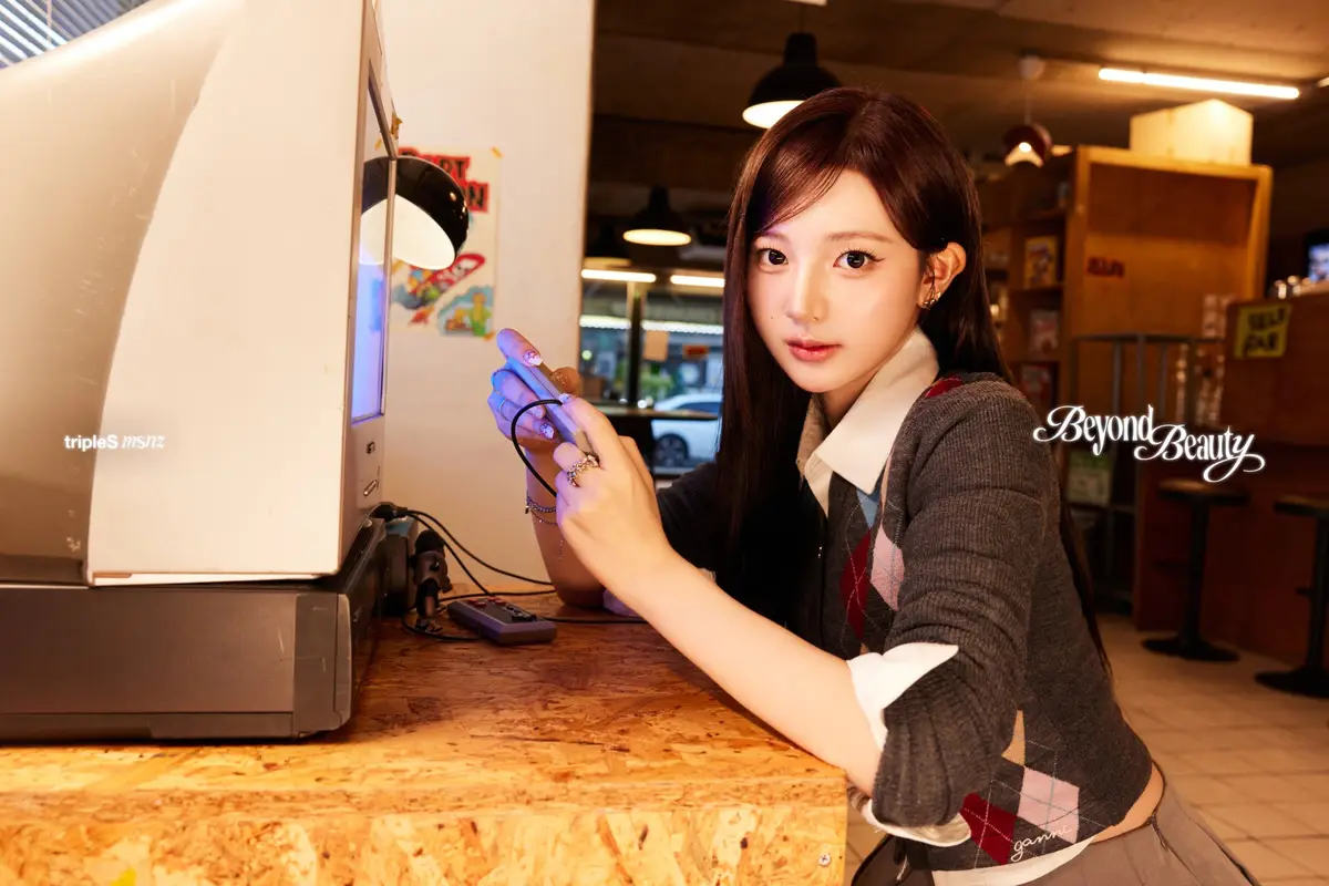 tripleS zenith member YeonJi