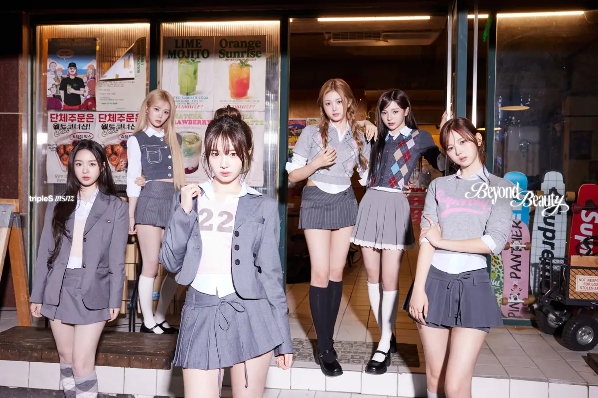 tripleS zenith members are HaYeon, YuBin, JiWoo, SooMin, YeonJi, and JooBin.