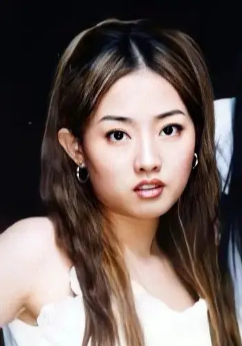 T.T.Ma member Ujin