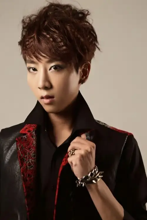 Twi-Light former member Minyeong