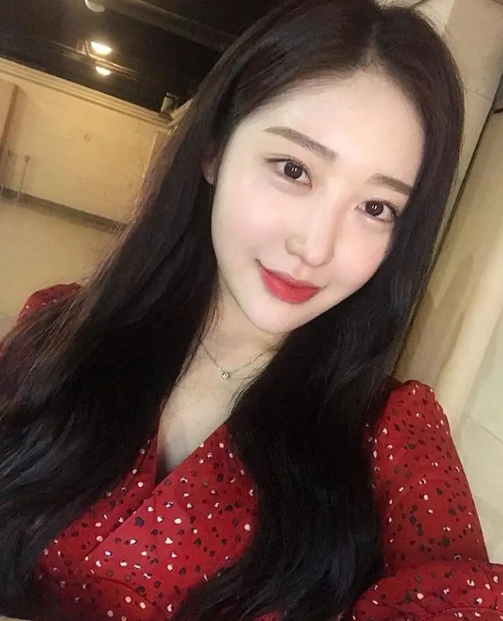 Twinkle former member Areum