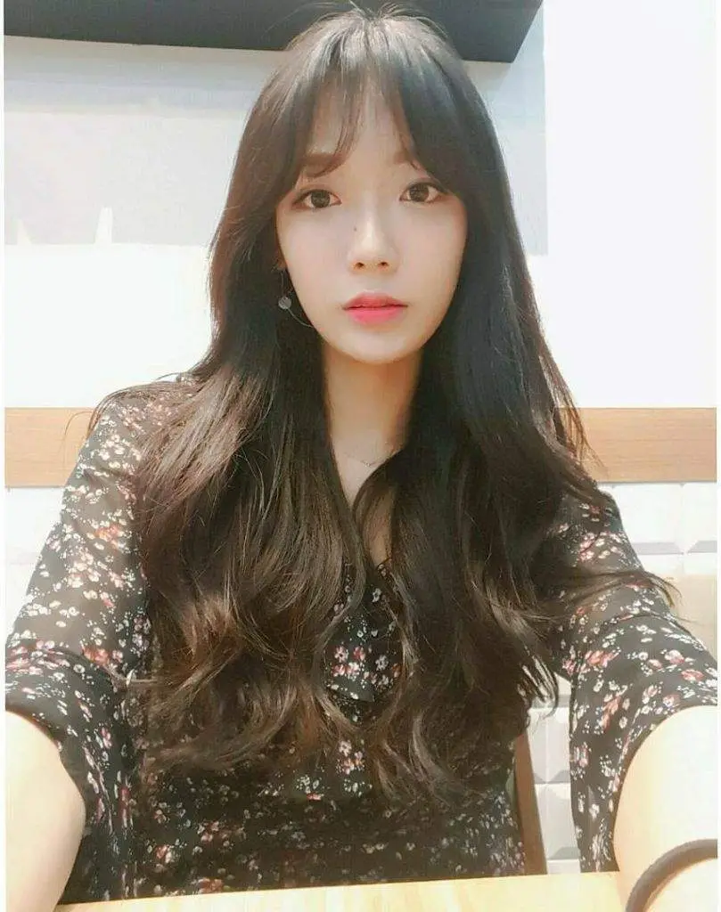 Two X former member Minjoo