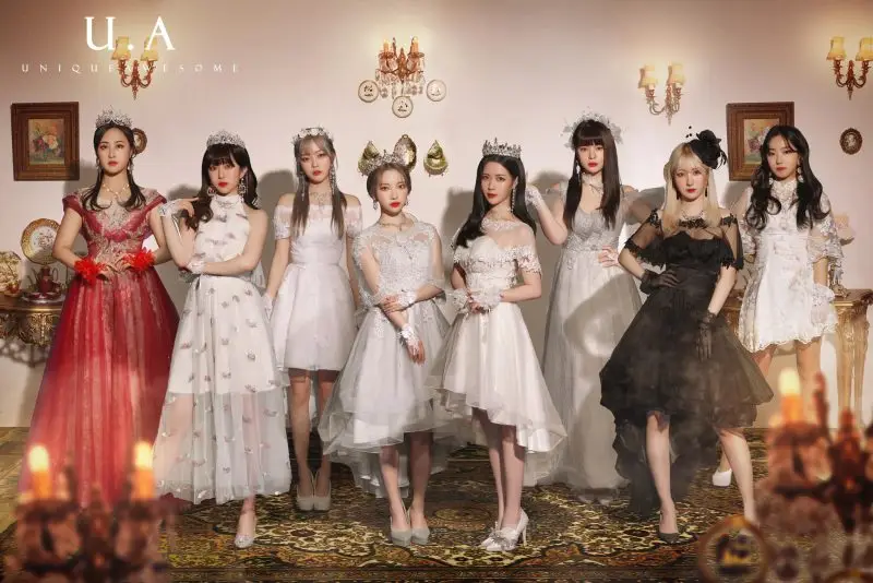 U.A members are SO_2, Hana, Leeeun, Shony, Yongchae, Xxinee, and Park Som.