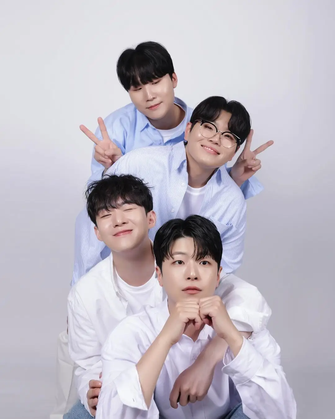 Unison members are Park Heesu, Lee Pu Reun San Ha, Kim Jaehong, and Hwang Inhyeok.
