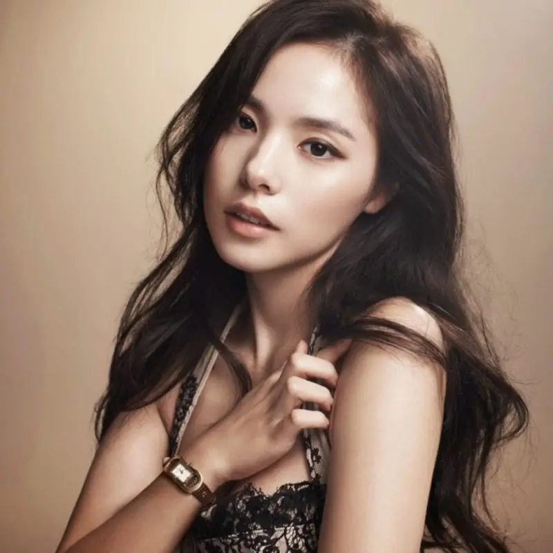 Unnies former member Min Hyorin