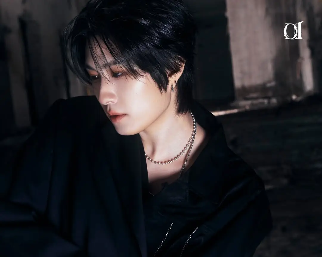 V01D member Jung Jiseob