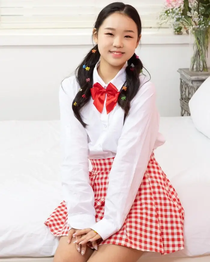 Vanilla member Hojeong