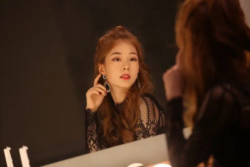 VARIOUS member Taein