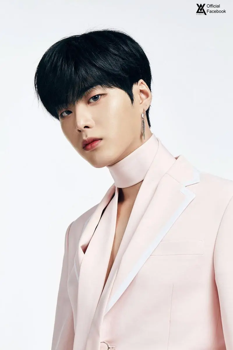 VARSITY former member Xiweol