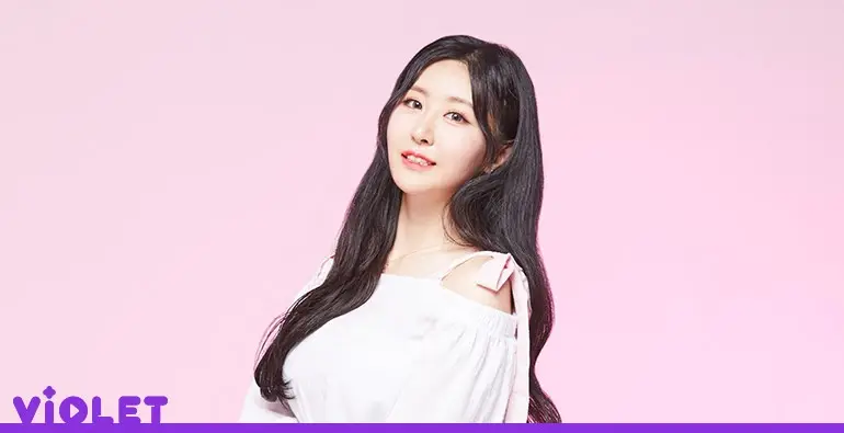 VIOLET member Yoonkyung