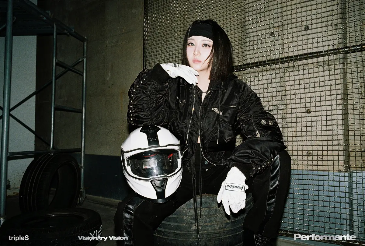 Visionary Vision (tripleS) member Kaede
