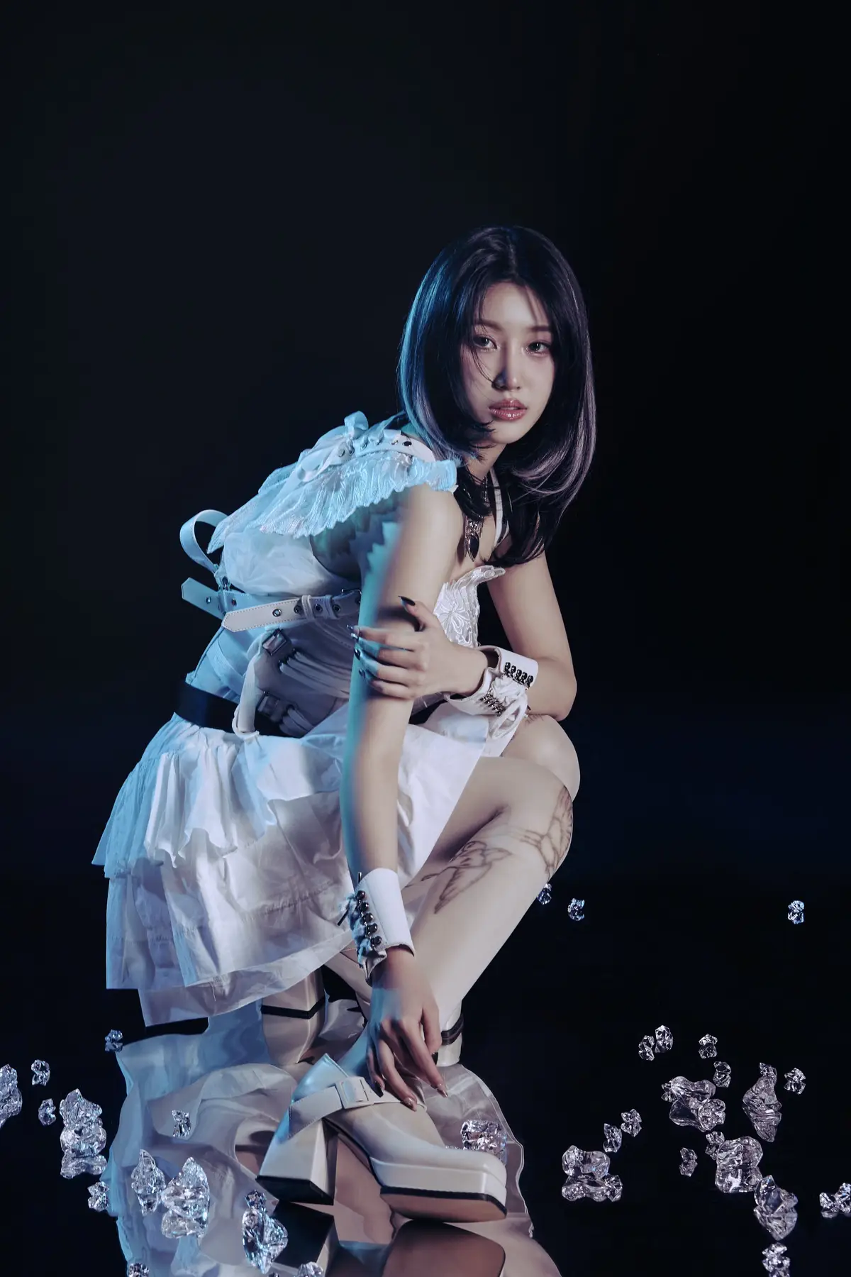 ViV member Vella