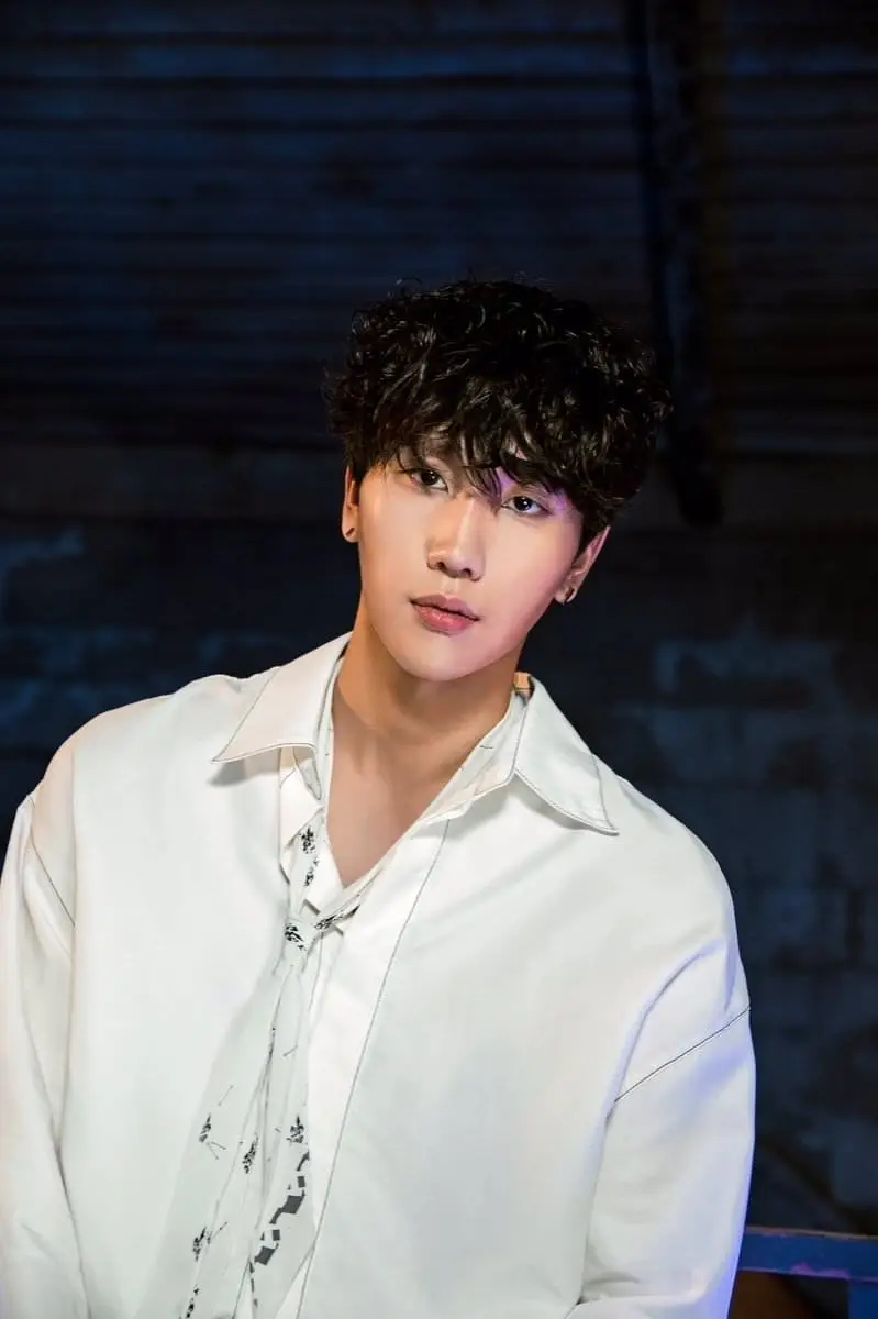 Vromance member N/A