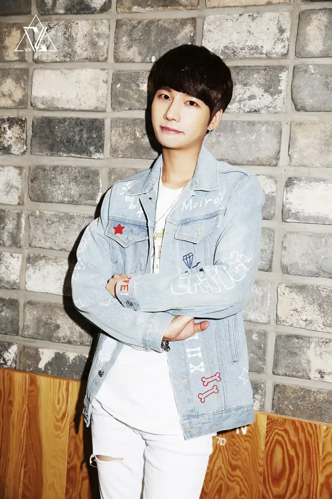 VX member Shiyoon