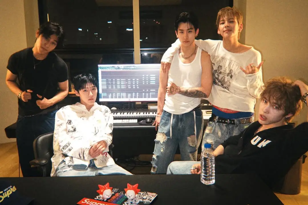 WAYF Boys Members Profile: Full Names, Ages, Heights, Weights and More WAYF Boys members are Andrew, Junmyeong, Anderson, Samuel, and Ryan.