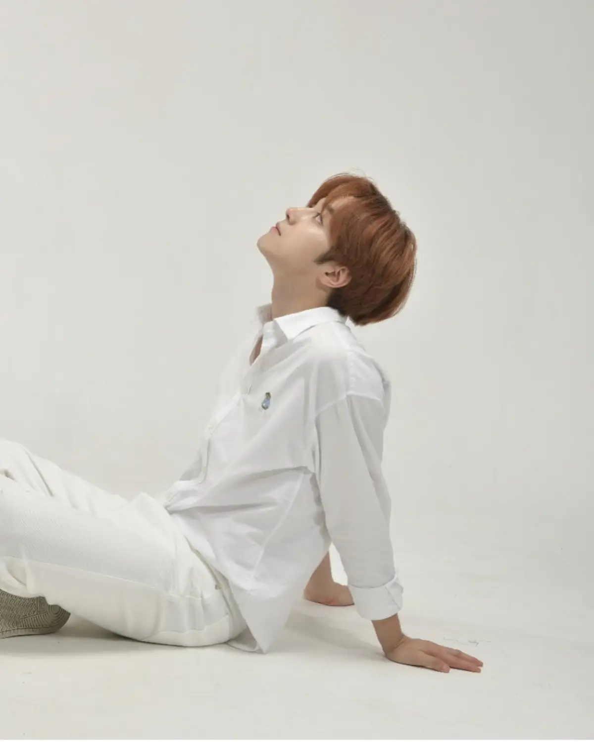 We1ne member Hyeongseok