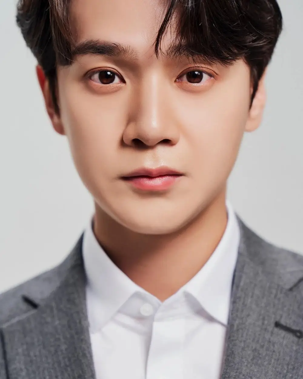 WeNU former member Wooyeon