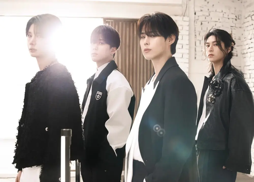 WeNU members are Sunwoo, Heechan, Sunghwan, and Chanhyo.