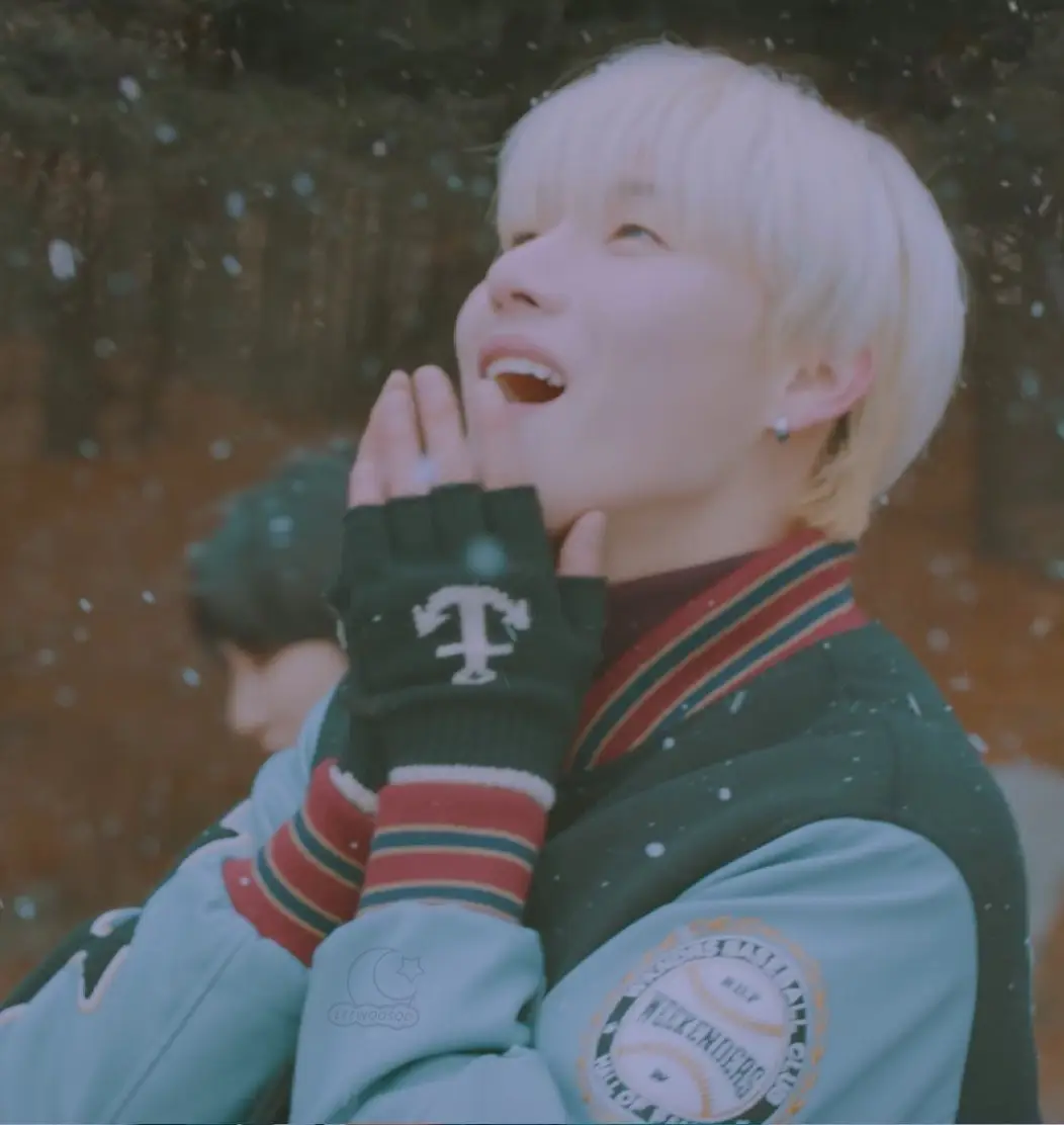 WEUS member Yonghoon