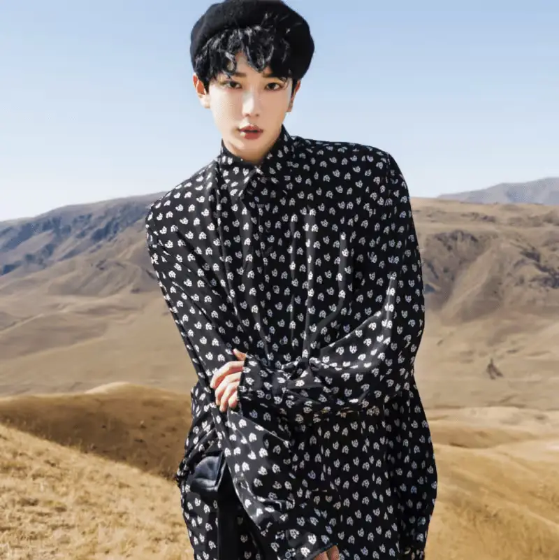 White Ocean member Yeomin