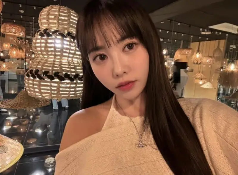 Witchers former member Saebom