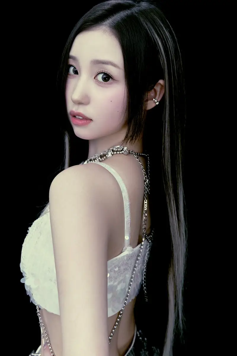 WOOAH member Sora