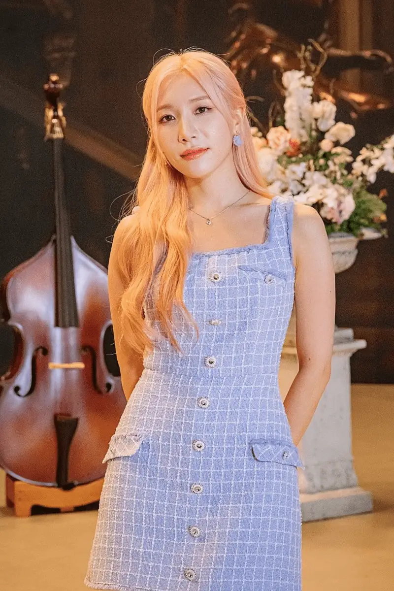 WSG Wannabe member Soyeon