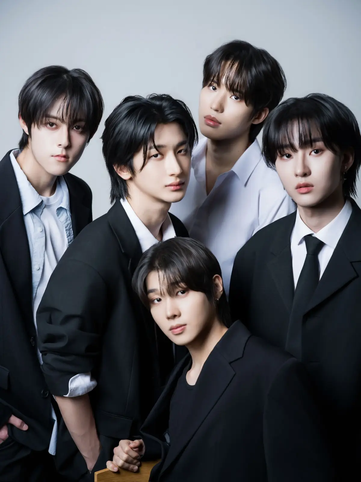 X_ON Members Profile: Full Names, Ages, Heights, Weights and More X_ON members are Yu Junwon, Kang Minyong, Oh Seungchan, Lee Donggun, and Taiyo.