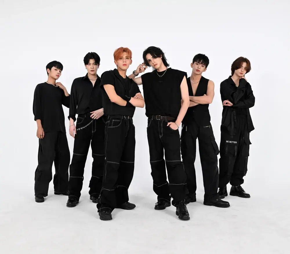 XENIX=ON Members Profile: Full Names, Ages, Heights, Weights and More XENIX=ON members are Seunggi, Raphael, and Mickey.