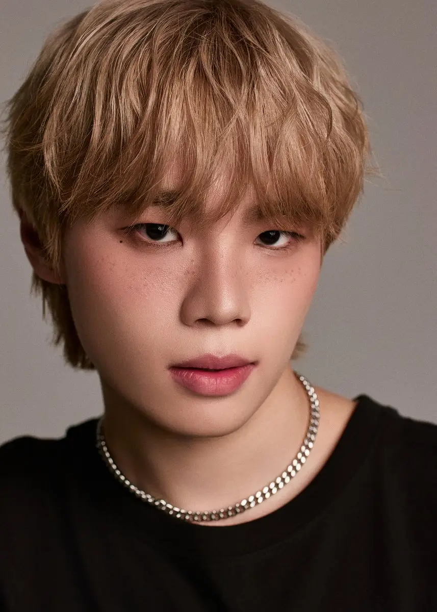 XONIK member Hyojin