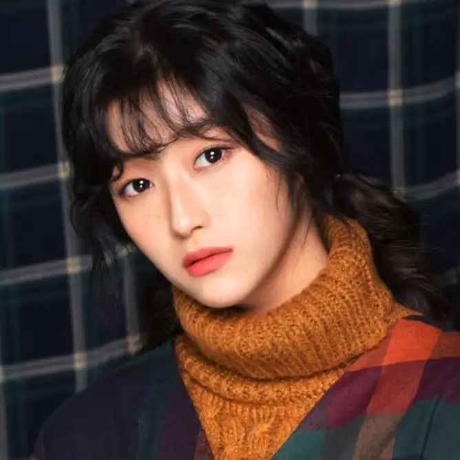 Year 7 Class 1 former member Go Eunshil