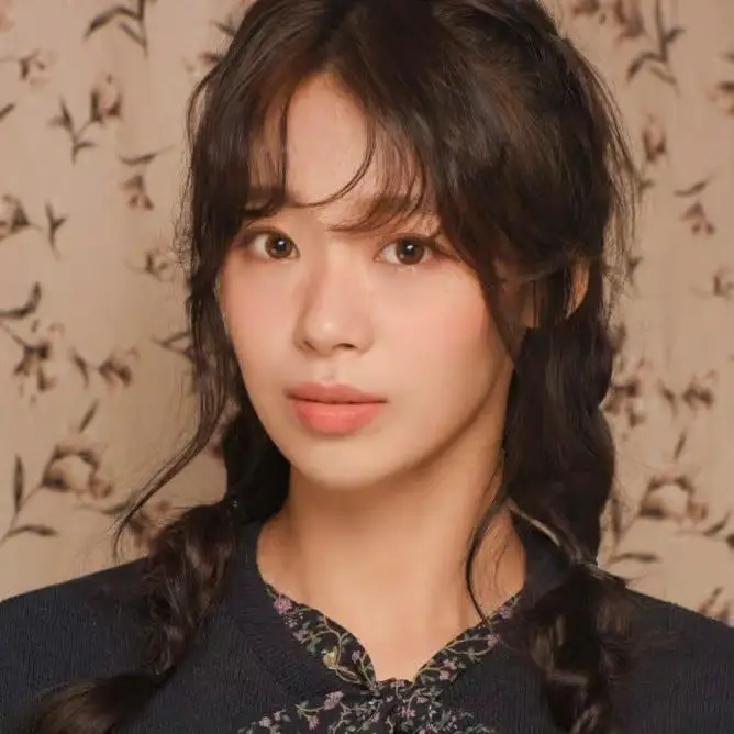 Year 7 Class 1 former member Kang Minju