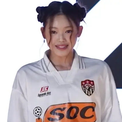 YG NEXT MONSTER member Evelli