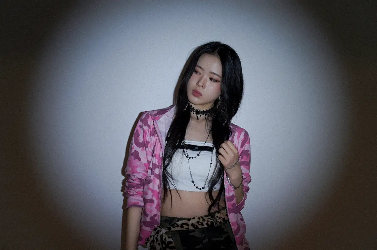 Youngest member Yejin